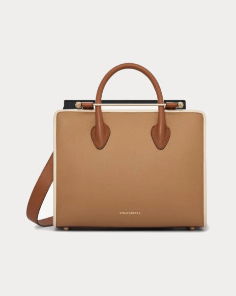 Chic Charm - Image 1