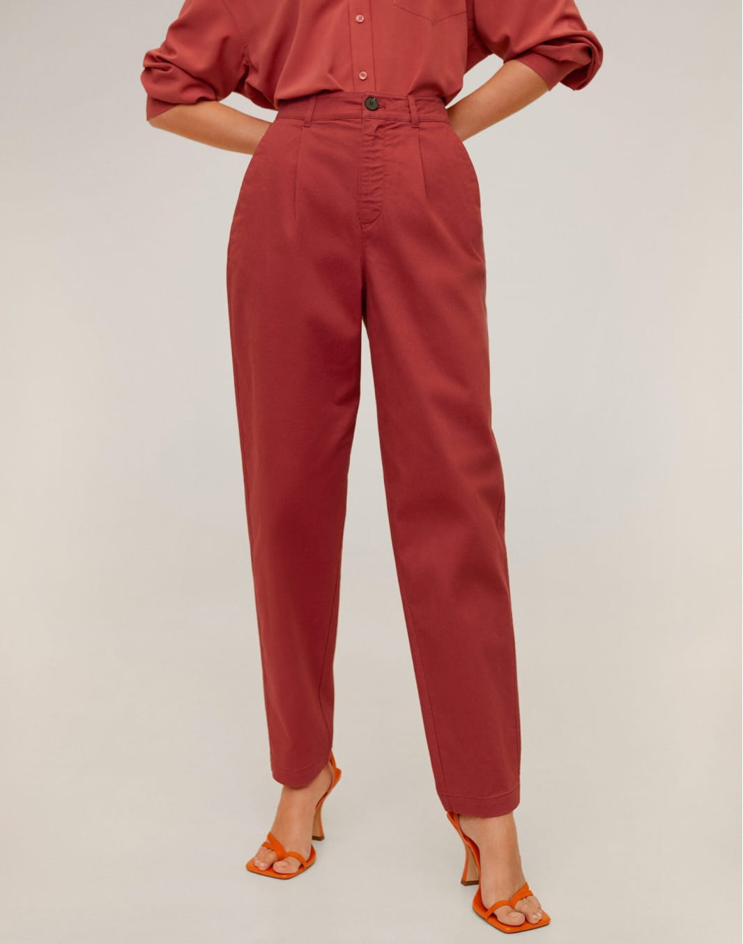 Relaxed fit cropped trousers - Image 1